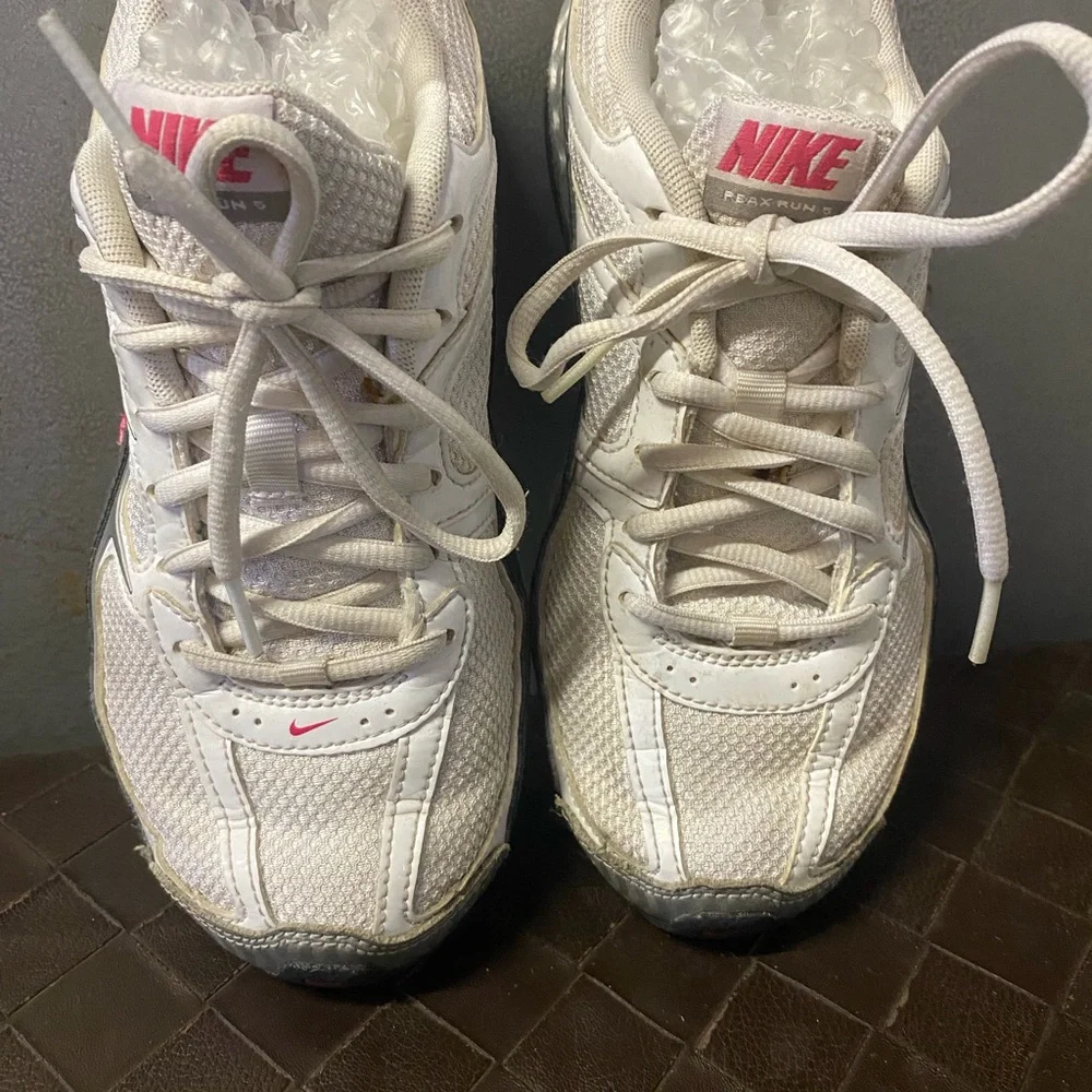 Nike White and Gray Mesh Sneakers with Pink Swoosh - Picture 3 of 6